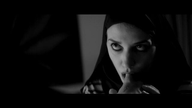 Sheila Vand Nude - A Girl Walks Home Alone at Night (2014) WEB-DL hd1080 Watch Online