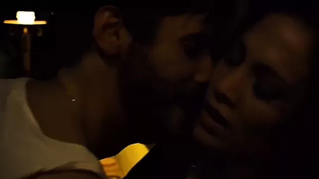 Lobnya kvartiralarida fohishalar Porno seks bobo nabirasini sikadi