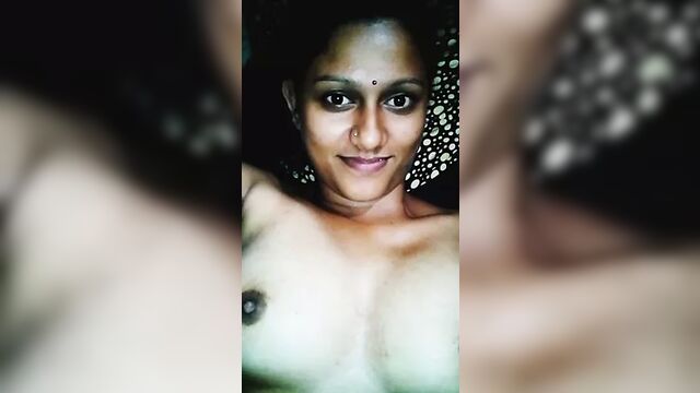 Indian aunty sowing babs Chut clean, Desi wife hairy Chut