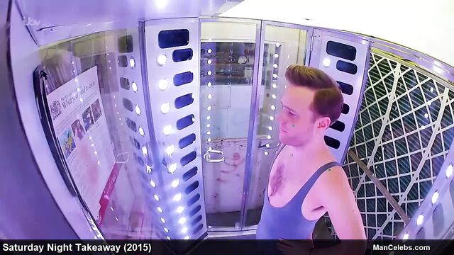 Male Celebrity Olly Murs huge bulge during reality tv show