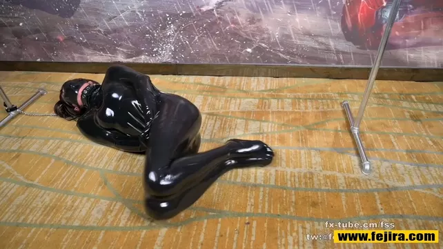 Катя Маликованың жалаңаш суреттері