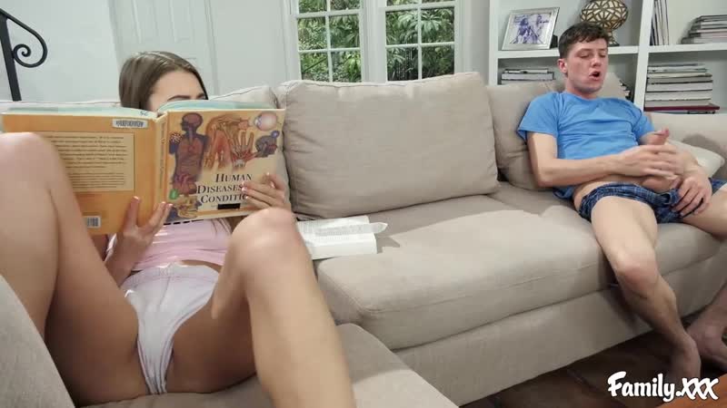 Ылғал кисканың жақын пландағы порносы Адамның жыныстық аяғын онлайн көріңіз