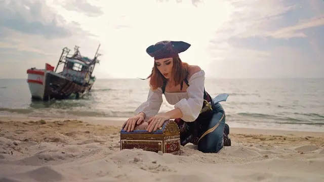 Эротикадағы гламурлық қыздар