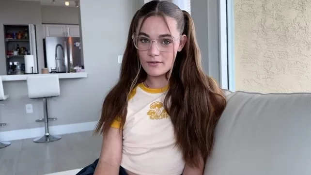 Tuilet Gizzly секс камерасы