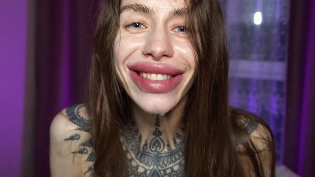 Исследование сексуальных желаний в шоу для YouTube