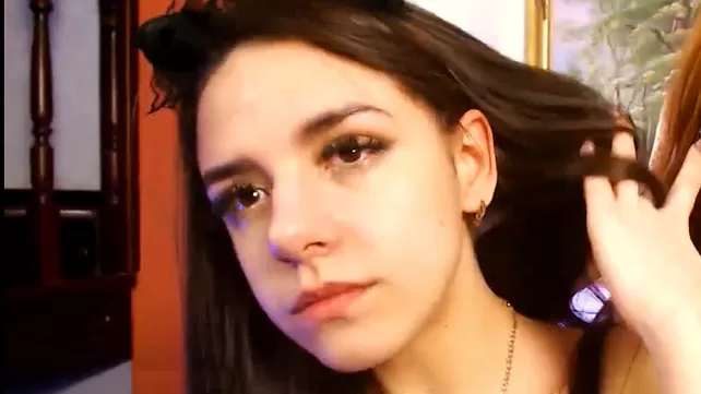 Жаттығу залындағы секс туралы онлайн видео Жетілген орыс әйелінің кискасы үлкен