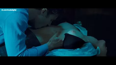 Жетілген әйелдің пизда каммингінің порно видеосы