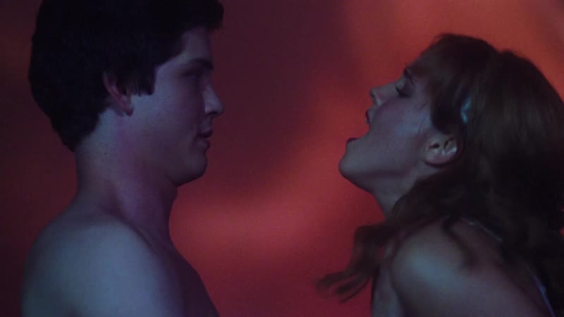 Sport zalida porno olomon qizil sochni sikadi Seksual jodugarlar rasmlar