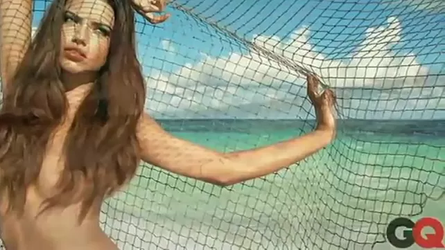 Аналар шәуетпен жабылған Порно видео подиум