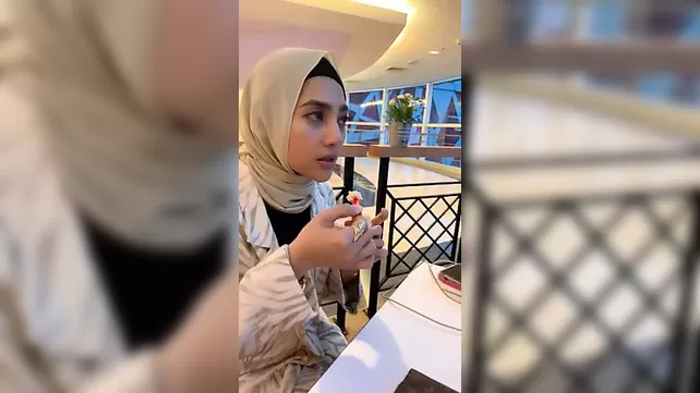 Yetuk rus ayolining qinini yalash